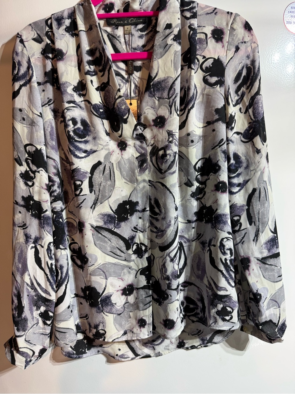 Renee C. Floral V-Neck Button-Front Blouse in White, Black and Gray
